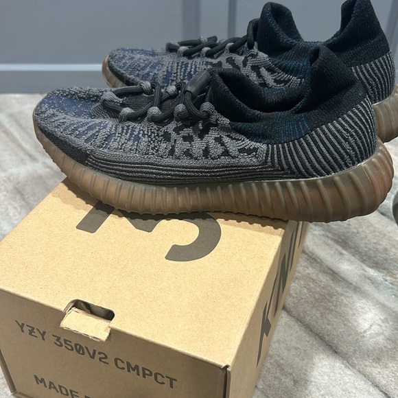 New Yeezy Boost 350 Slate Blue Knit! - Picture 3 of 5